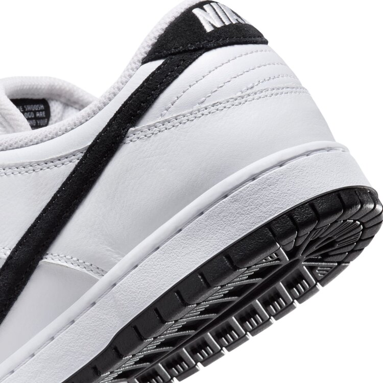 Nike SB Nike Sb Dunk Low Pro (Unisex) | White/Black-White