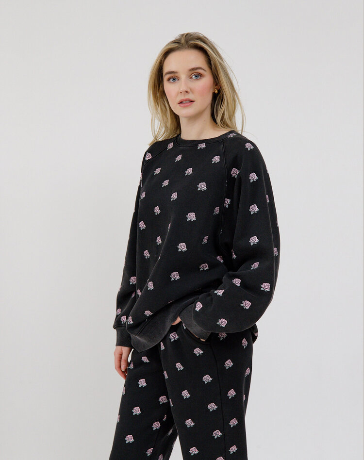 Brunette Brunette All Over Flower Perfect Crew | Pink