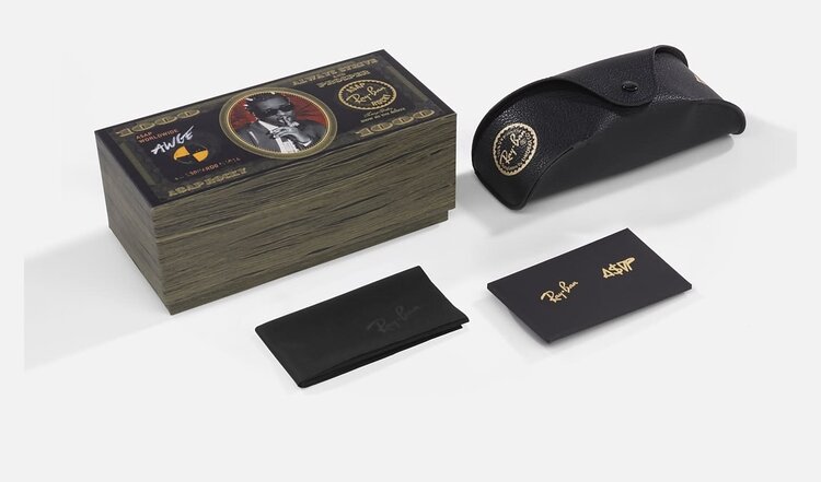 Ray Ban Ray Ban Mega Clubmaster Polished Black on Gold | Ultra Black