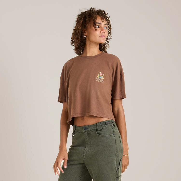 Roark Roark Garden Seek Boxy Crop  (Womens) | Otter