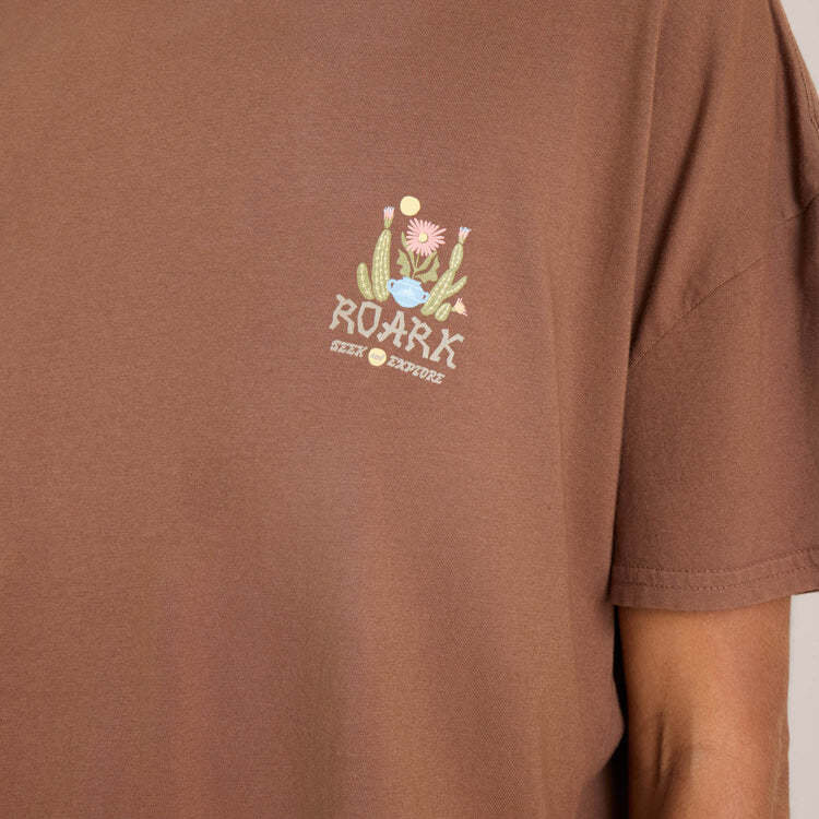 Roark Roark Garden Seek Boxy Crop  (Womens) | Otter