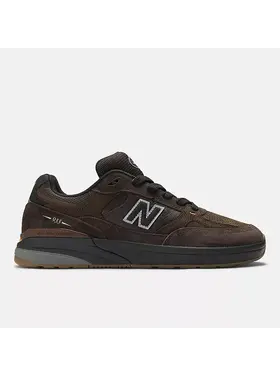 New Balance New Balance Andrew Reynolds 933-Standard (Mens) | Brown/Black