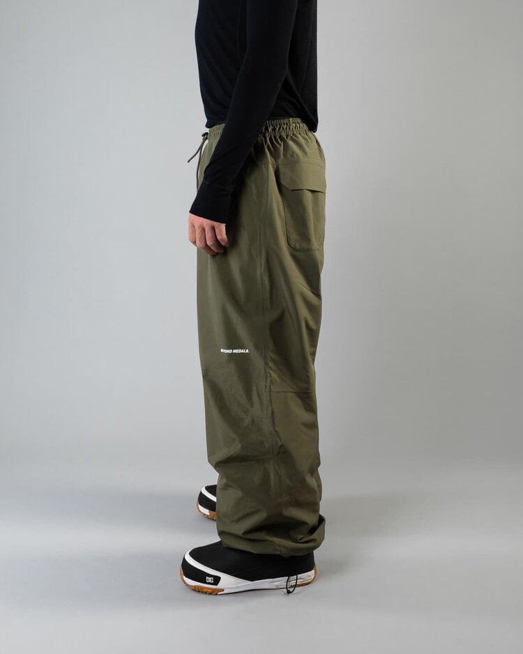 Beyond Medals Beyond Medals Park Pant (Unisex) 2026 | Dark Green