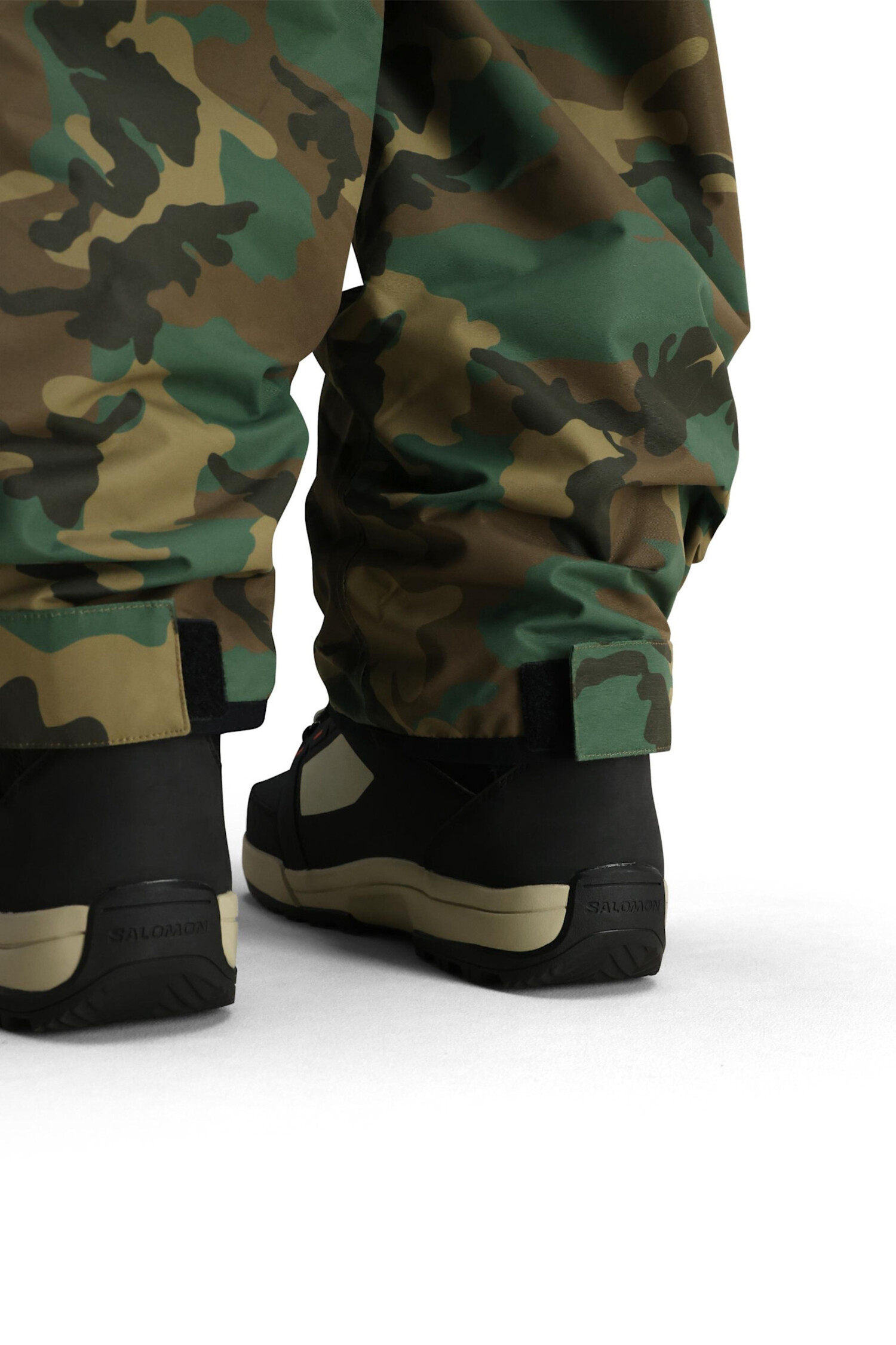 686 Essox Cargo Pant 2025 (Mens) | Camo - The Drop Rideshop