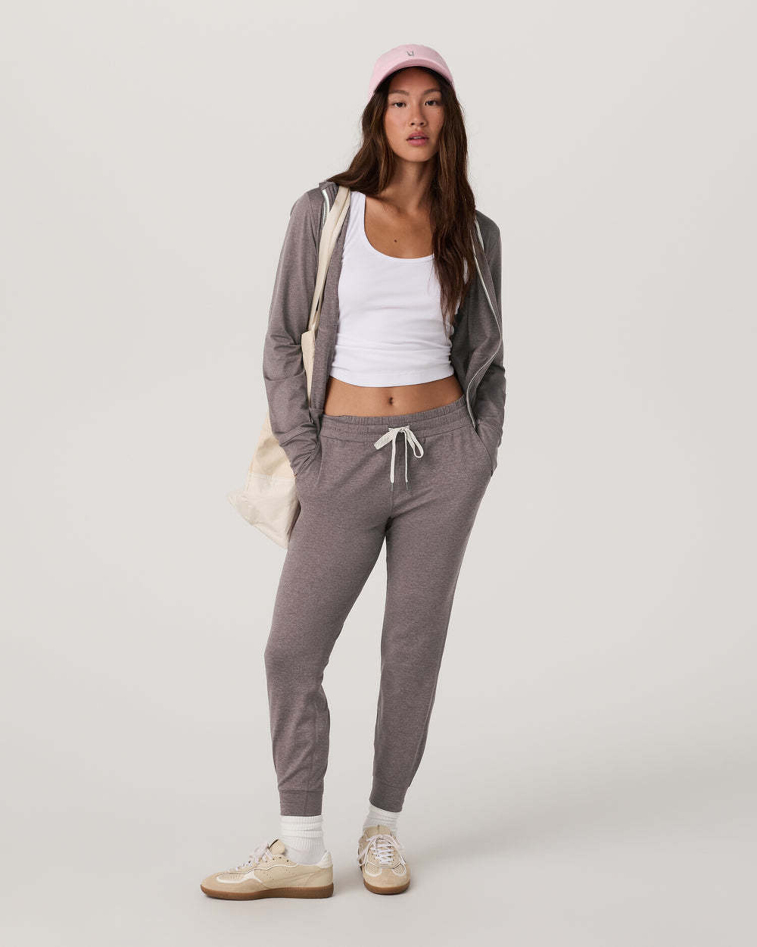 Vuori Performance Jogger (Womens) | Huckleberry Heather - The Drop