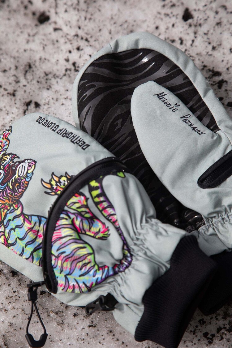 Deathgrip Gloves Deathgrip Ghoul Mitt 2026 | Melodie Perault
