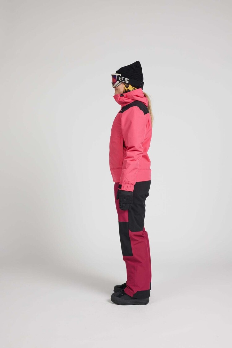 Airblaster Airblaster Insulated Freedom Suit (Womens) 2026 | Raspberry