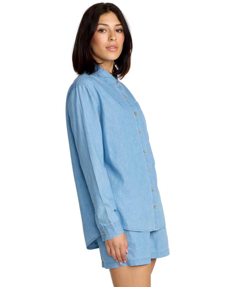 Volcom Volcom Lived In Button Up (Womens) | Chambray