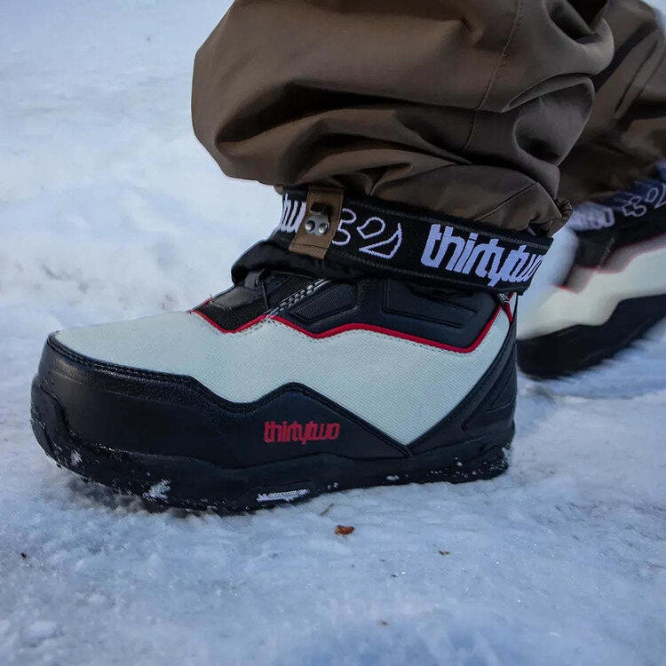 Thirty Two Thirtytwo Tm-2 Db Hansen (Mens) 2026 | Black/White