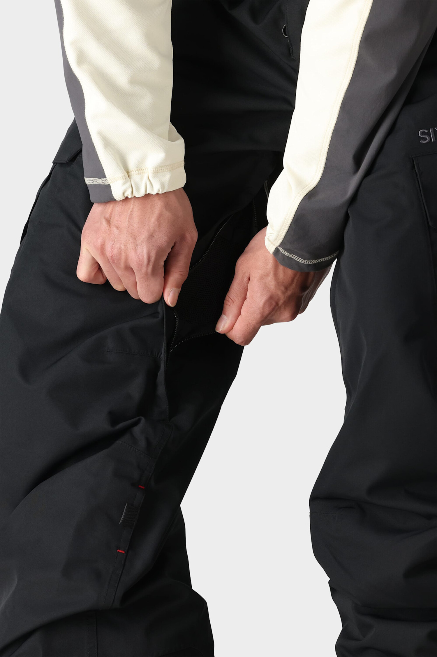 686 Smarty 3-In-1 Cargo Bib 2026 (Mens) | Black - The Drop Rideshop