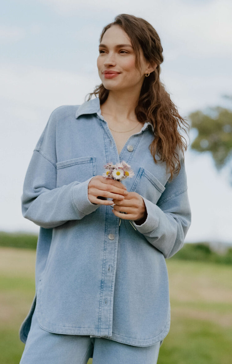 Z Supply Z Supply All Day Knit Denim Jacket | Ocean Air Indigo