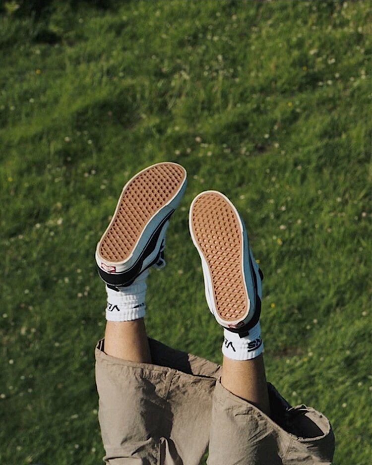 Vans Vans Knu Skool (Unisex) | Black/True White