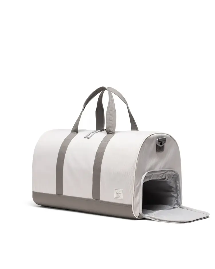 Herschel Herschel Novel Duffle (Unisex) | Vapor Diamond/Charcoal Gray