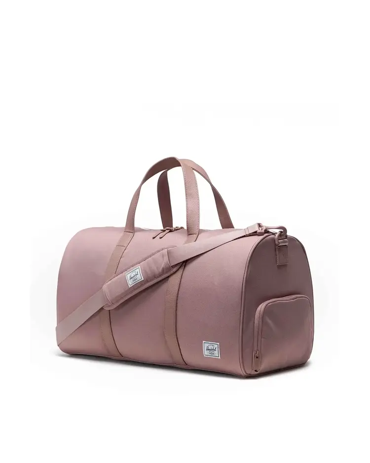 Herschel Herschel Novel Duffle (Unisex) | Ash Rose