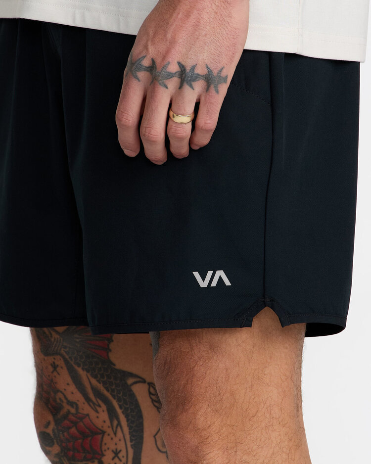 RVCA Rvca Yogger Stretch 17 (Mens) | Black