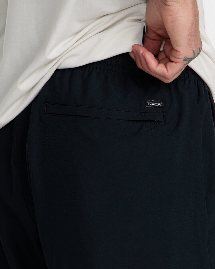 RVCA Rvca Yogger Stretch 17 (Mens) | Black