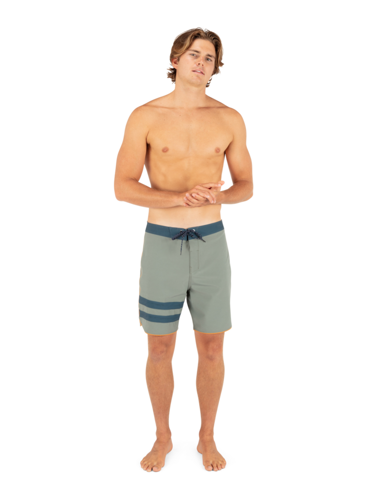 Hurley Hurley Phantom Eco Block Party Solid 18" (Mens) | Great White