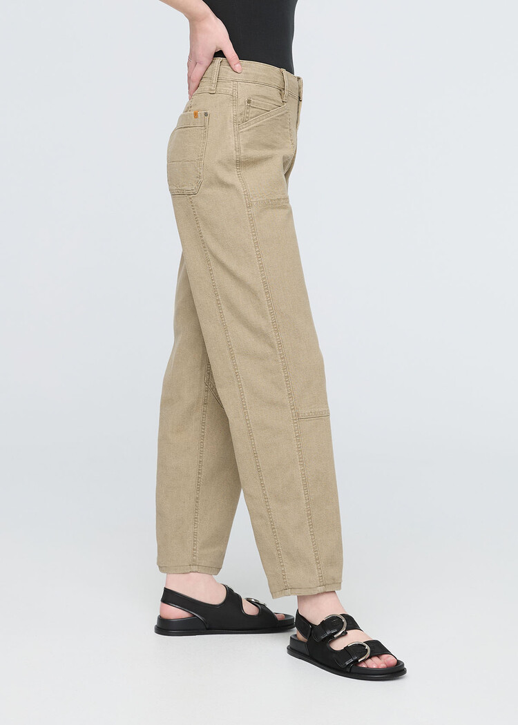 DUER Duer Stretch Canvas Utility Pant (Womens) | Tan
