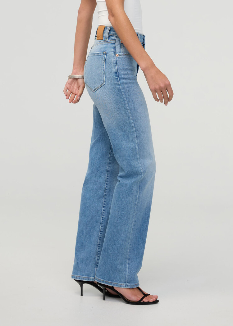 DUER Duer Perf Denim+ High Rise Straight (Womens) | Current
