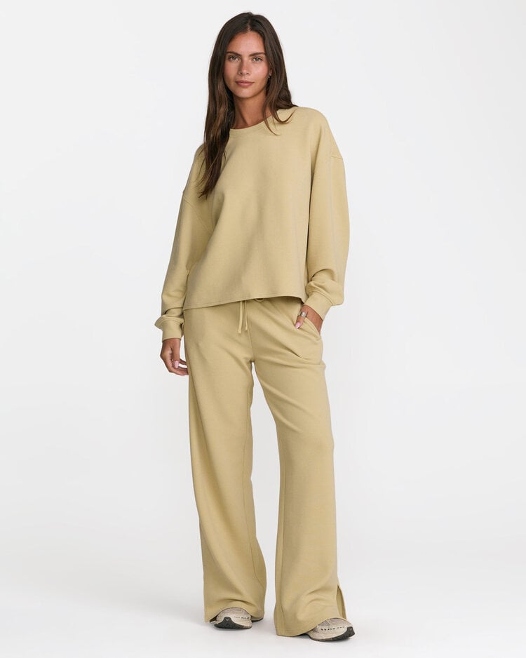 RVCA Rvca Glory Waffle Pullover Crew (Womens) | Vintage Khaki