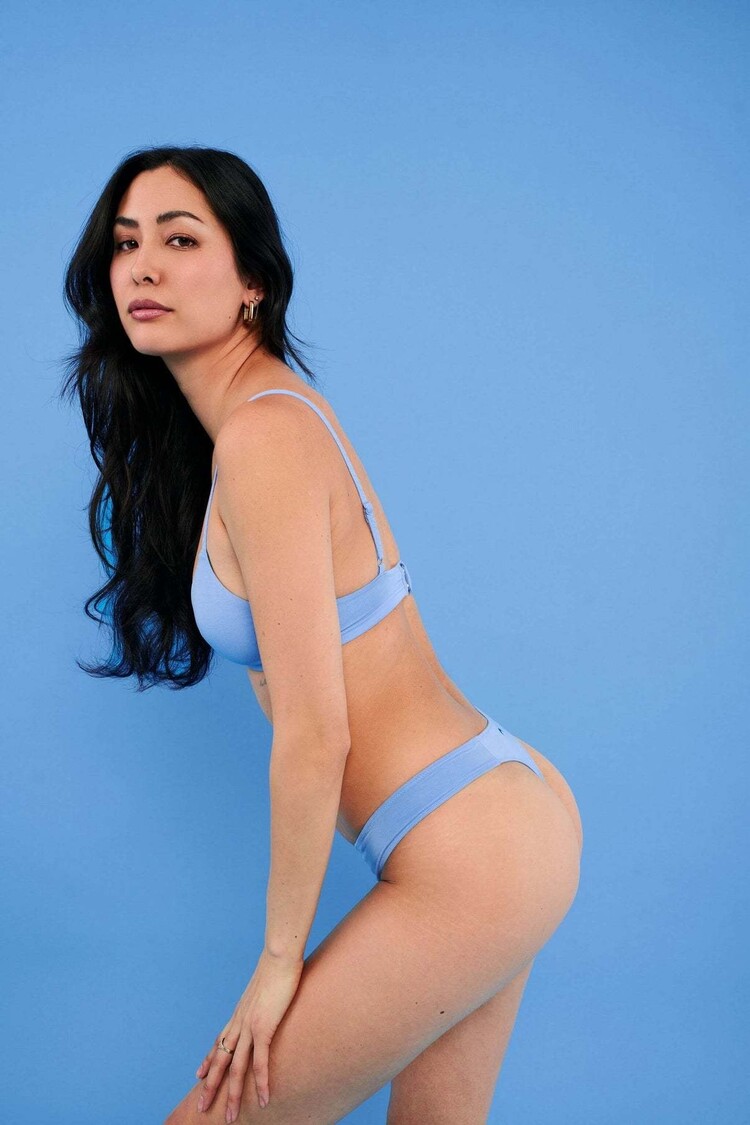 Huha Huha Low Profile Thong | Sky Blue