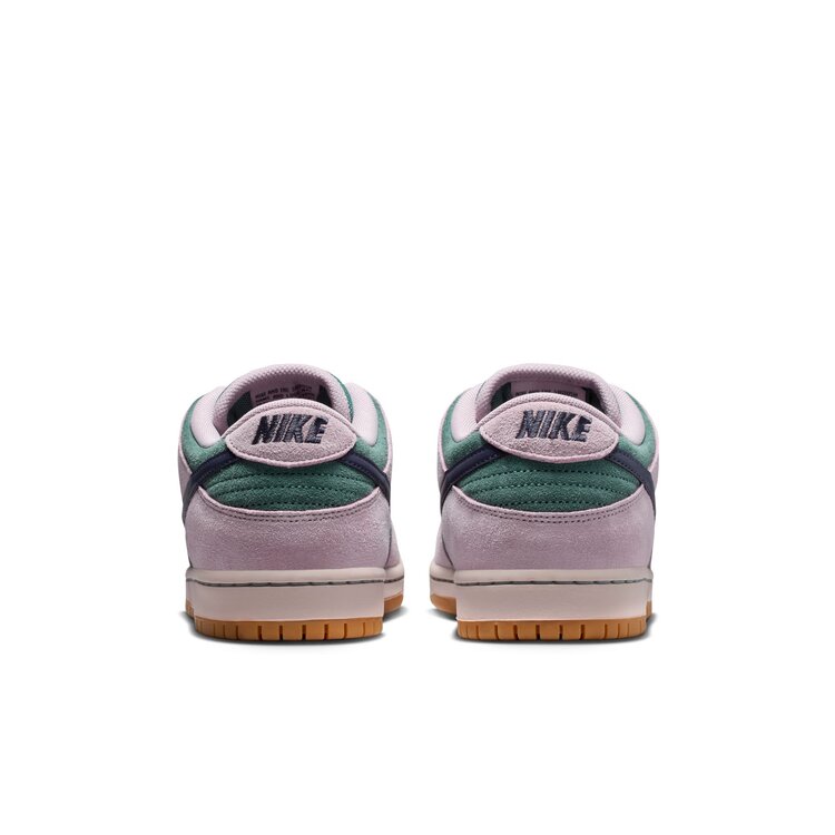 Nike SB Nike Sb Dunk Low Pro (Unisex) | Min Slt/Dark Raisin-Rose