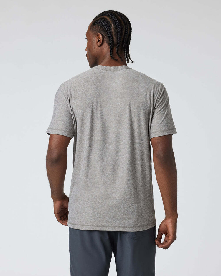Vuori Vuori Strato Tech Tee (Mens) | Heather Grey