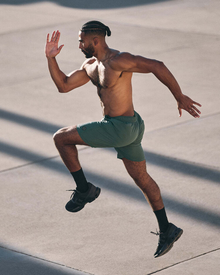 Vuori Vuori Kore Short Lined 7" (Mens) | Agate Green Tonal