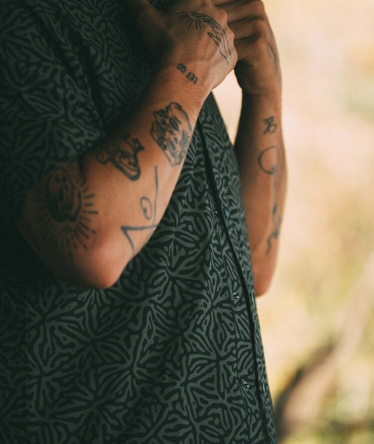 Jetty Jetty Sandspit Tech Woven Shirt (Mens) | Olive