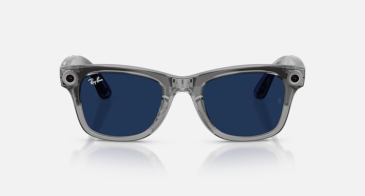 Ray Ban Ray Ban Wayfarer-Gen 2 Matte Black | Grey Transitions