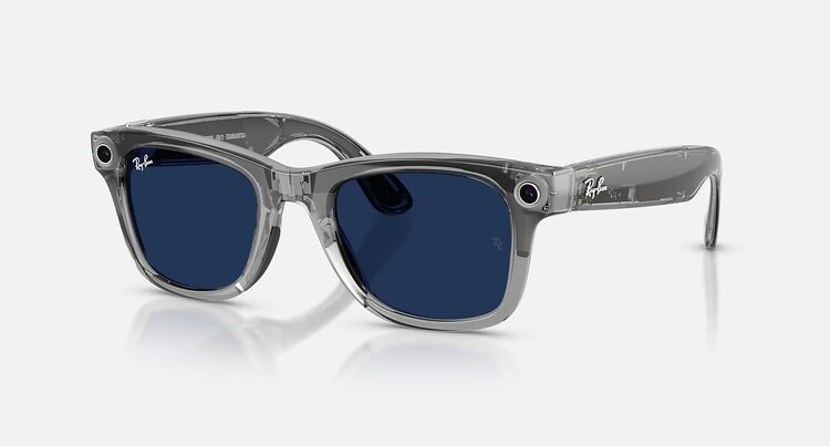Ray Ban Ray Ban Wayfarer-Gen 2 Matte Black | Grey Transitions