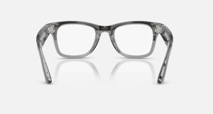 Ray Ban Ray Ban Wayfarer-Gen 2 Matte Black | Grey Transitions