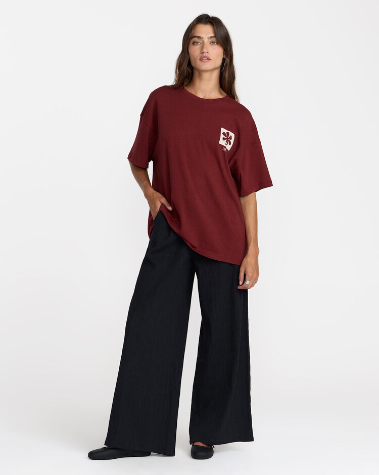 RVCA Rvca Open Minds Bf Tee (Womens) | Madder Brown