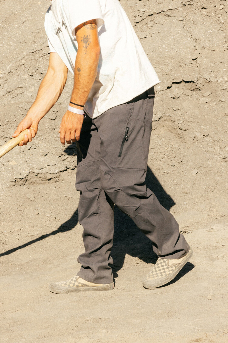 686 686 Anything Cargo Pant Relax (Mens) | Charcoal