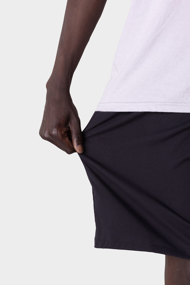686 686 Everywhere 11 Short Relax (Mens) | Black