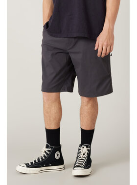 686 686 Everywhere 11 Short Relax (Mens) | Charcoal