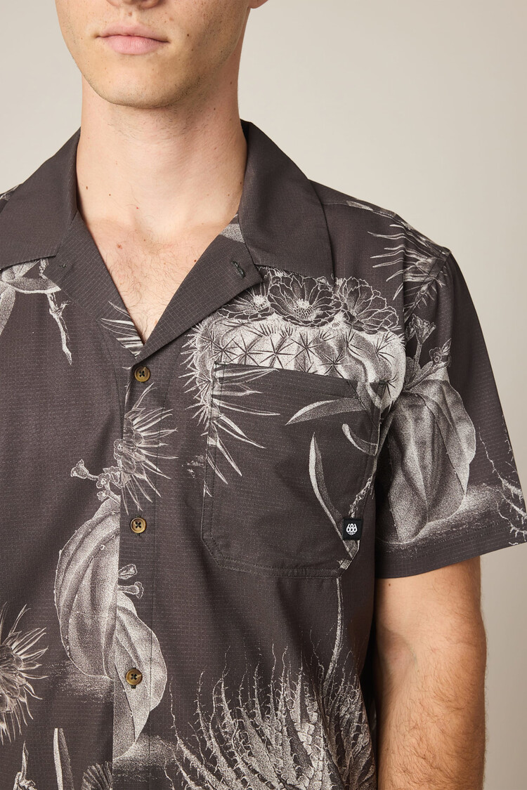 686 686 Nomad Perforated Button Up (Mens) | Black Desert Flora