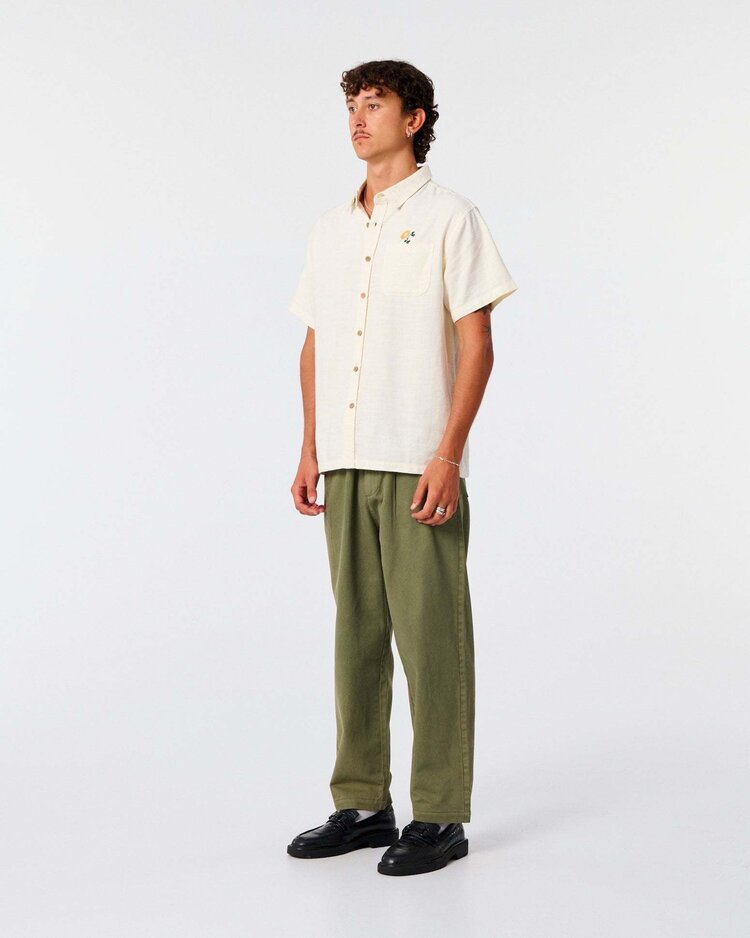 Critical Slide Society Critical Slide Peace Flower Embro Ss Shirt (Mens) | Ecru