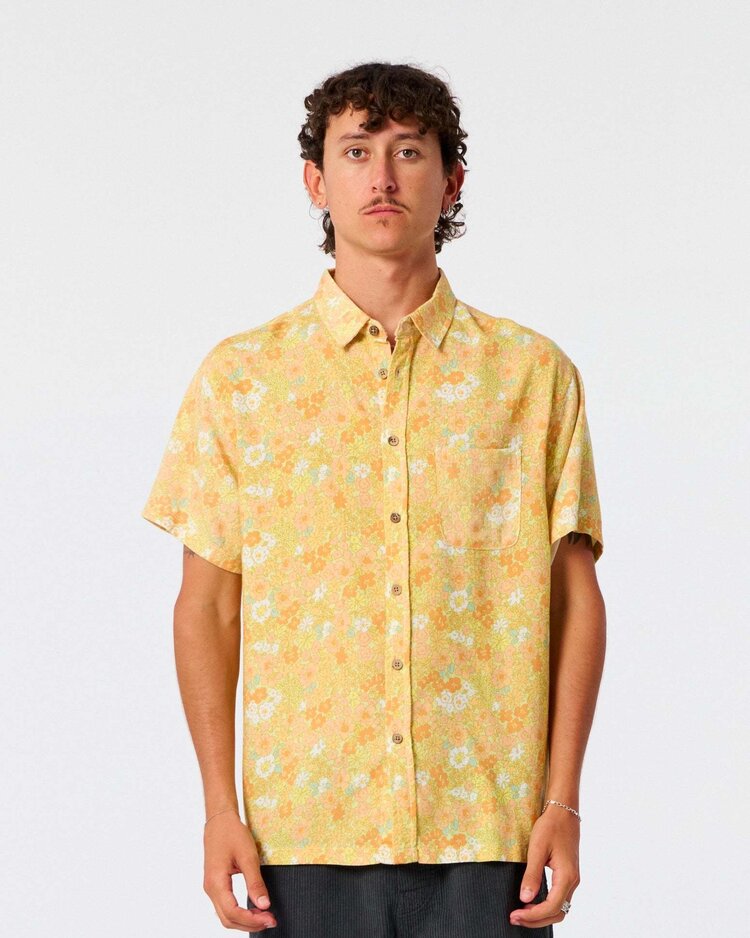 Critical Slide Society Critical Slide Hazed Floral Ss Shirt (Mens) | Sunflower
