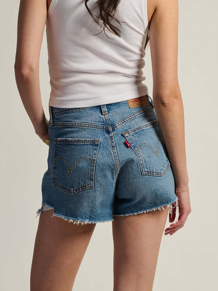 Levis Levis 501 Curve Short (Womens) | Signs Of Success