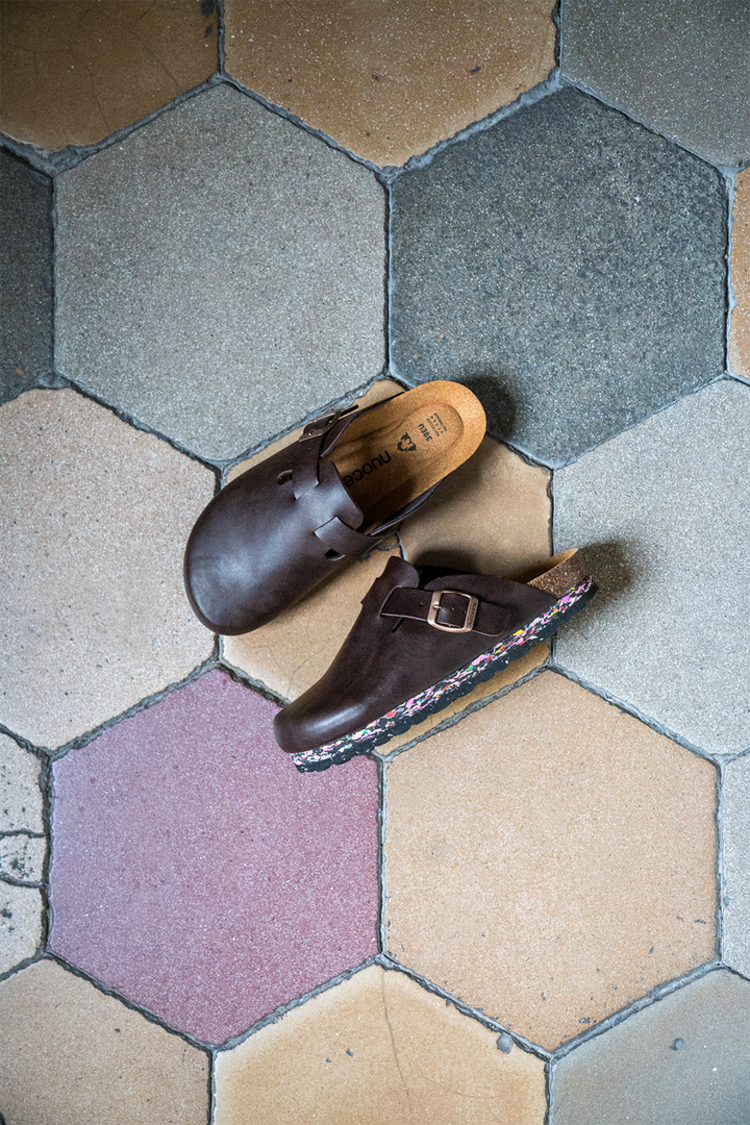 NuOceans NuOceans Clog | Nuo Truffle