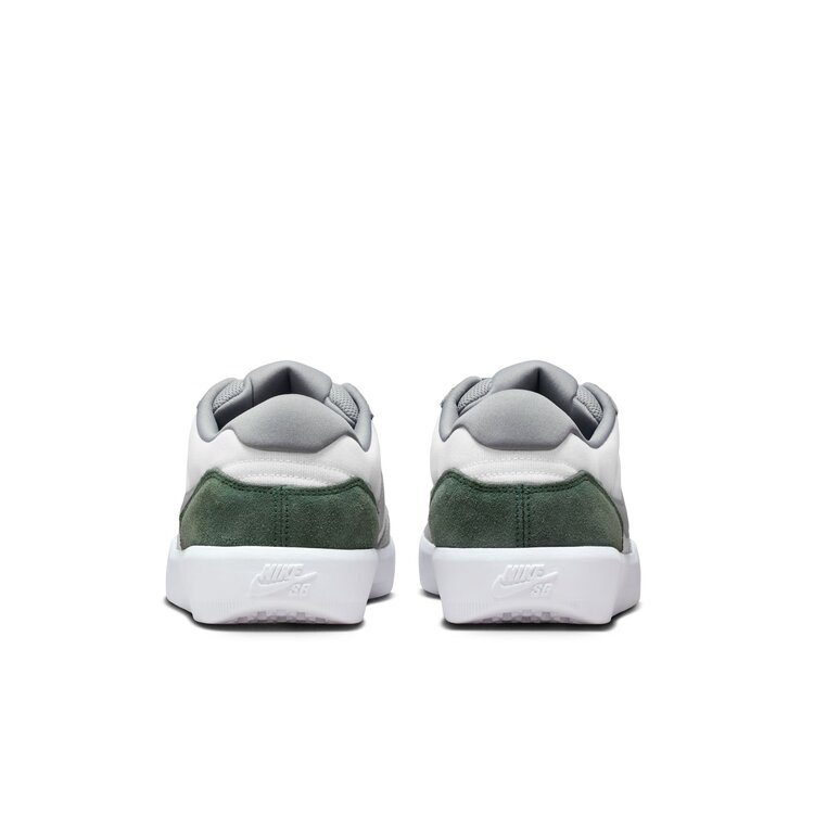 Nike SB Nike Sb Force 58 (Unisex) | White/Flat Silver-Fir