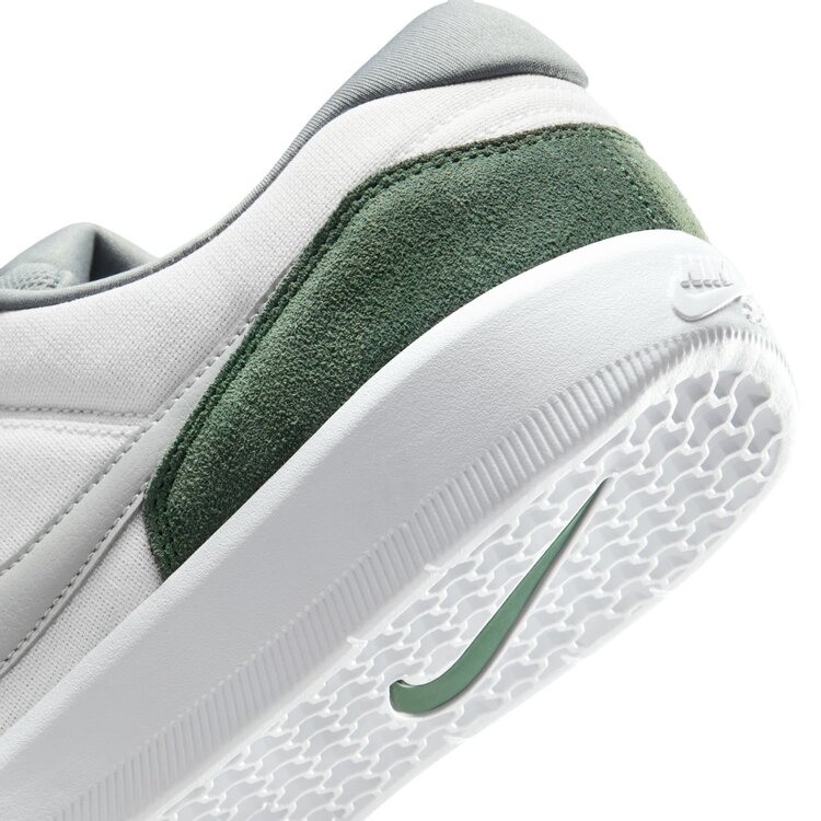 Nike SB Nike Sb Force 58 (Unisex) | White/Flat Silver-Fir