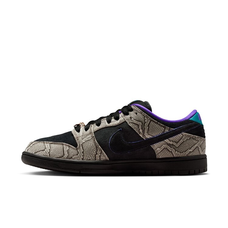 Nike SB Nike Sb Dunk Low Pro (Unisex) | Str/Blk/-Purple