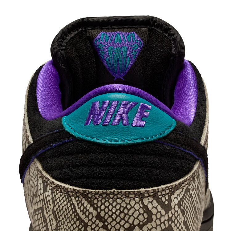 Nike SB Nike Sb Dunk Low Pro (Unisex) | Str/Blk/-Purple
