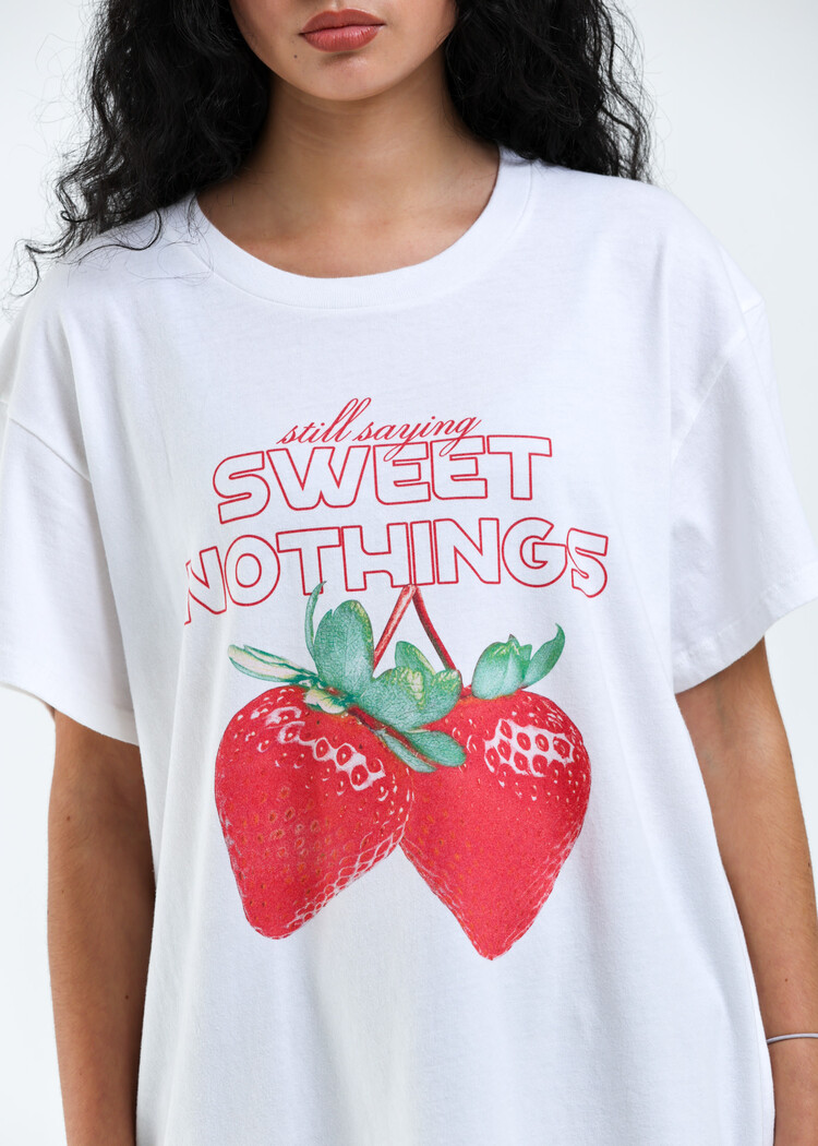 Girl Dangerous Girl Dangerous Sweet Nothing Boyfriend Tee | Vintage White