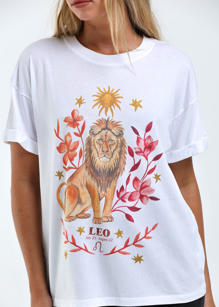 Girl Dangerous Girl Dangerous Leo Boyfriend Tee | Vintage White