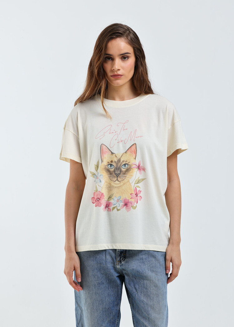 Girl Dangerous Girl Dangerous She's The Cat's Meow Os Tee | Off White
