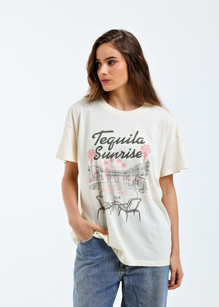 Girl Dangerous Girl Dangerous Tequila Sunrise Oversized Tee | Off White