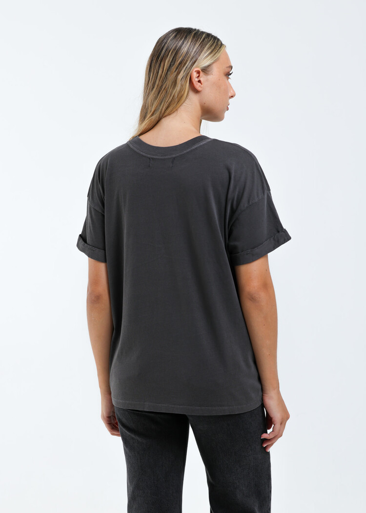 Girl Dangerous Girl Dangerous Barcelona Boyfriend Tee | Vintage Black
